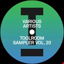 Clark, Roland / Knight, Mark / Wh0 / Penn, David / Chaney / Crusy 1